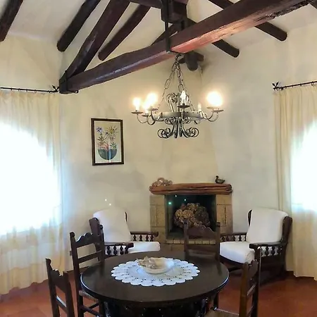 Margherita Βίλα Cannigione